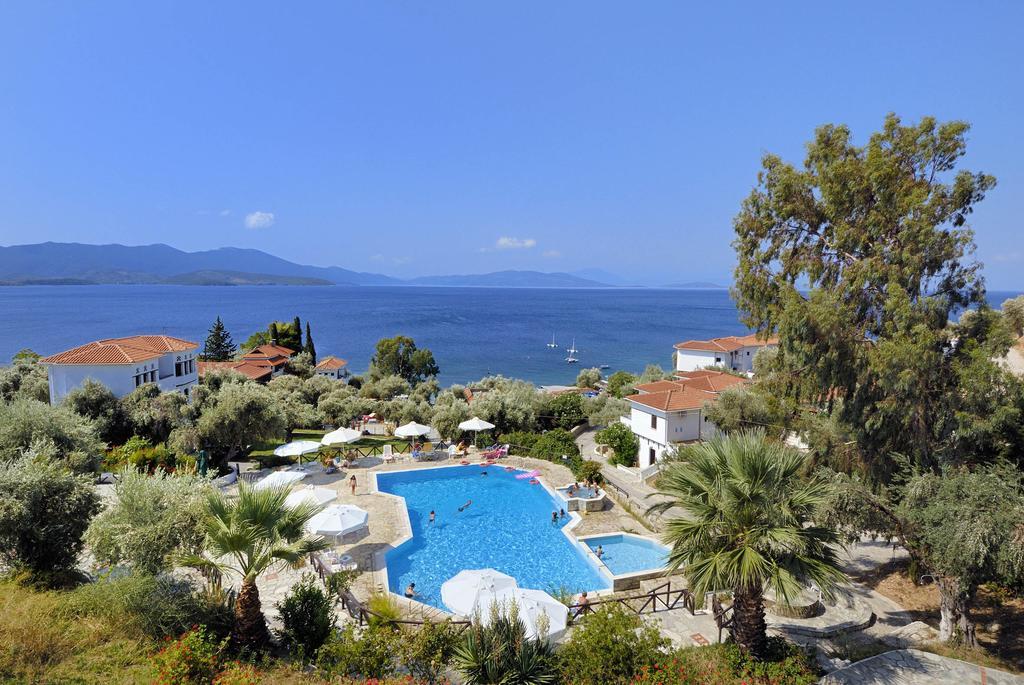 Leda Village Resort Chorto Exterior foto